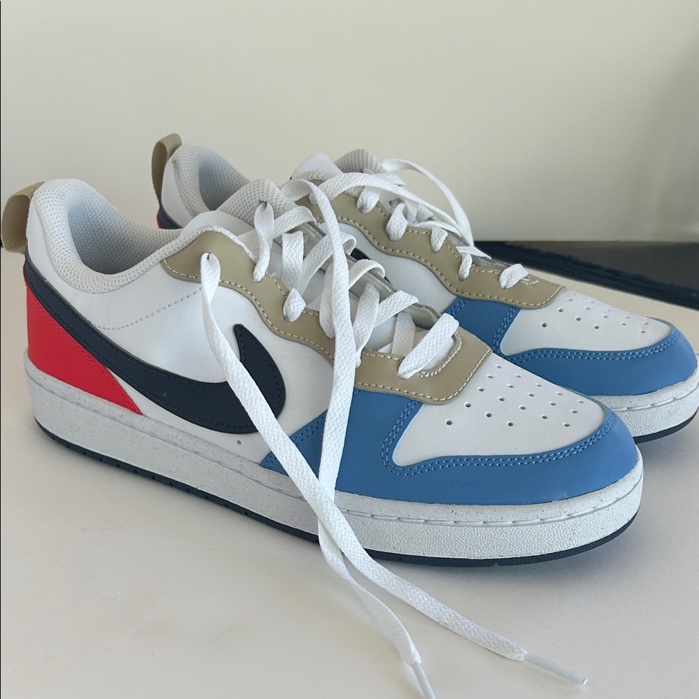 NWOT Court Borough Low Recraft White Light Crimson Blue Beyond Thunder Blue (GS)
